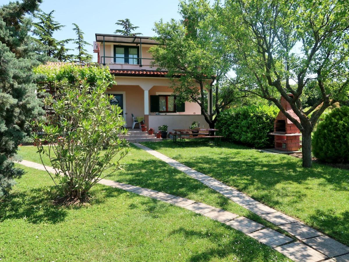 Holiday Home Andrea - Lbn415 By Interhome ラビン エクステリア 写真
