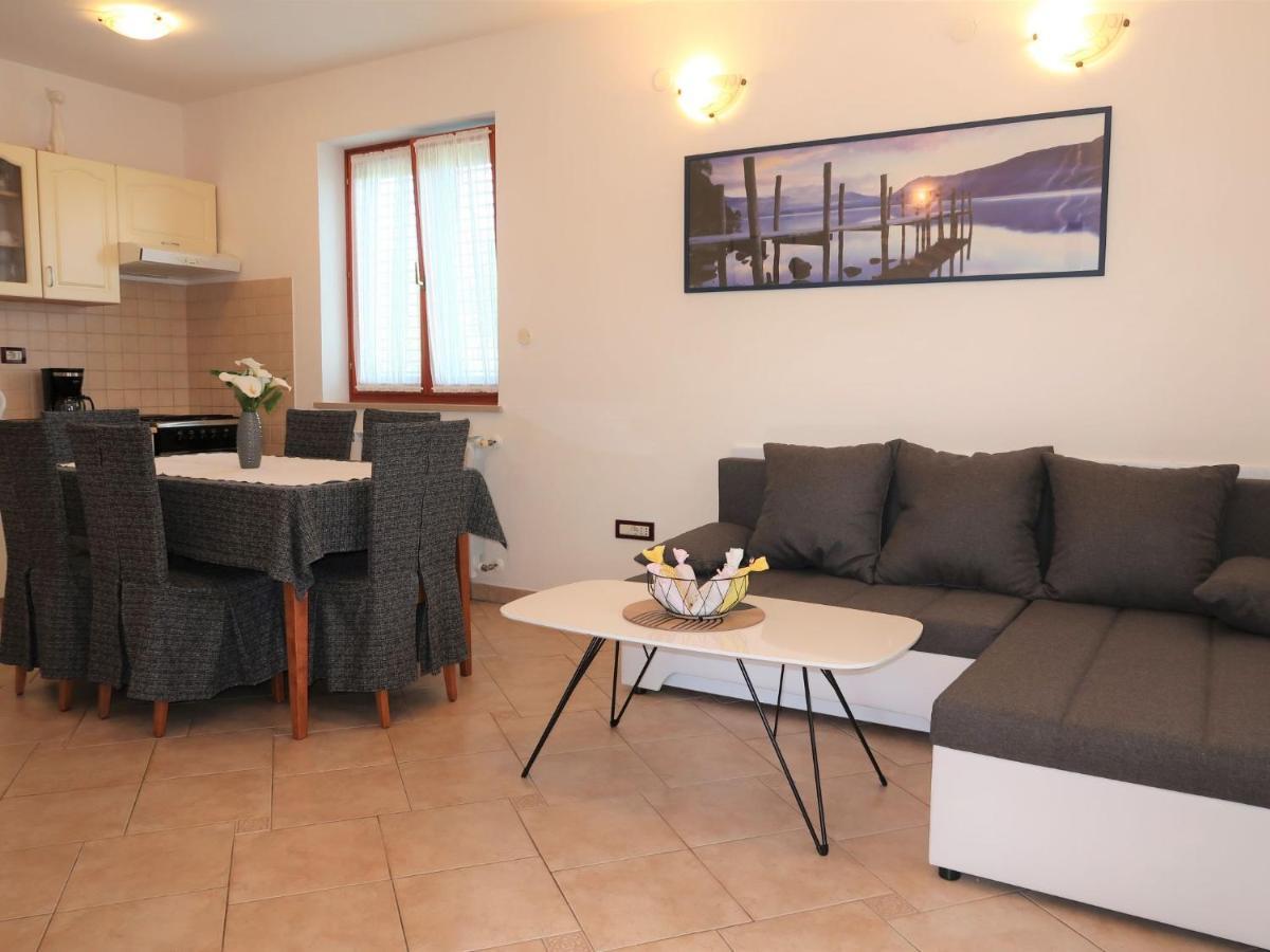 Holiday Home Andrea - Lbn415 By Interhome ラビン エクステリア 写真