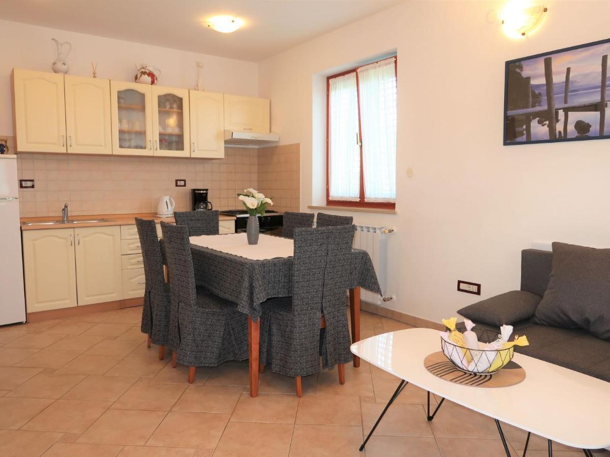Holiday Home Andrea - Lbn415 By Interhome ラビン エクステリア 写真